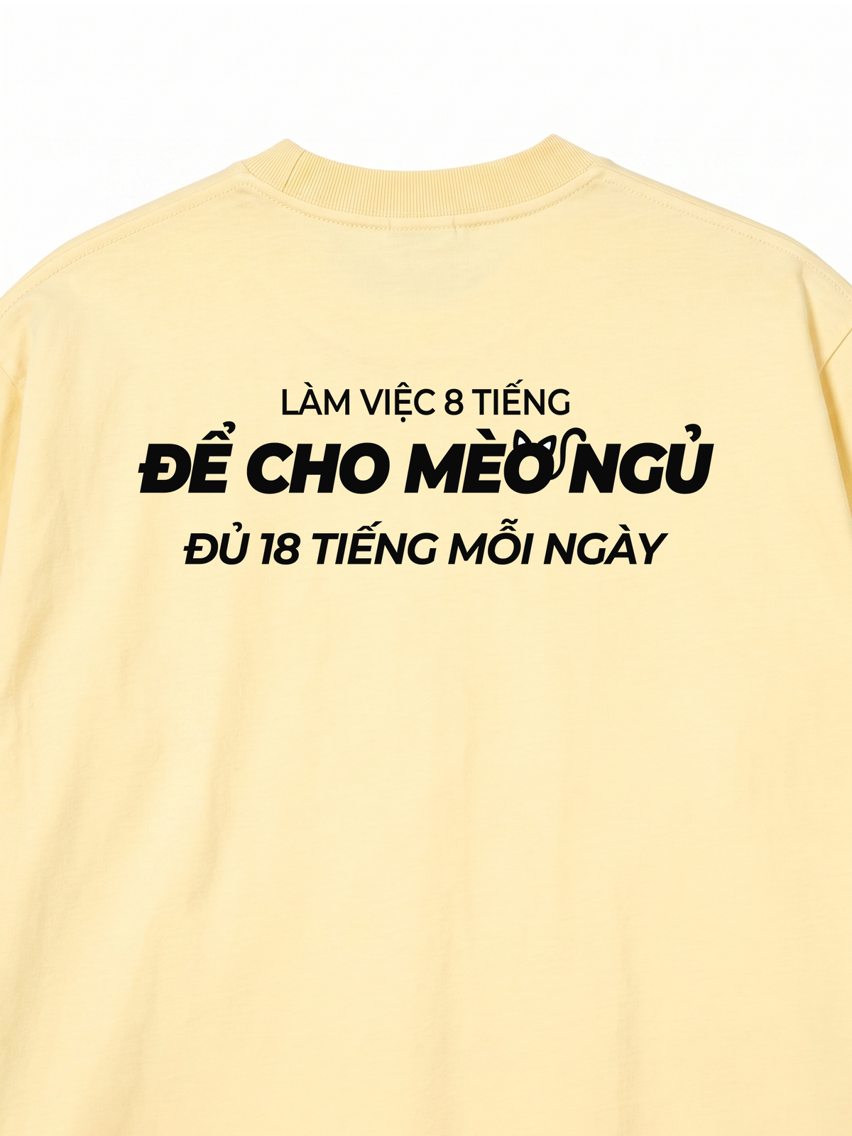 Áo Thun Relaxed Fit Để Cho Mèo Ngủ