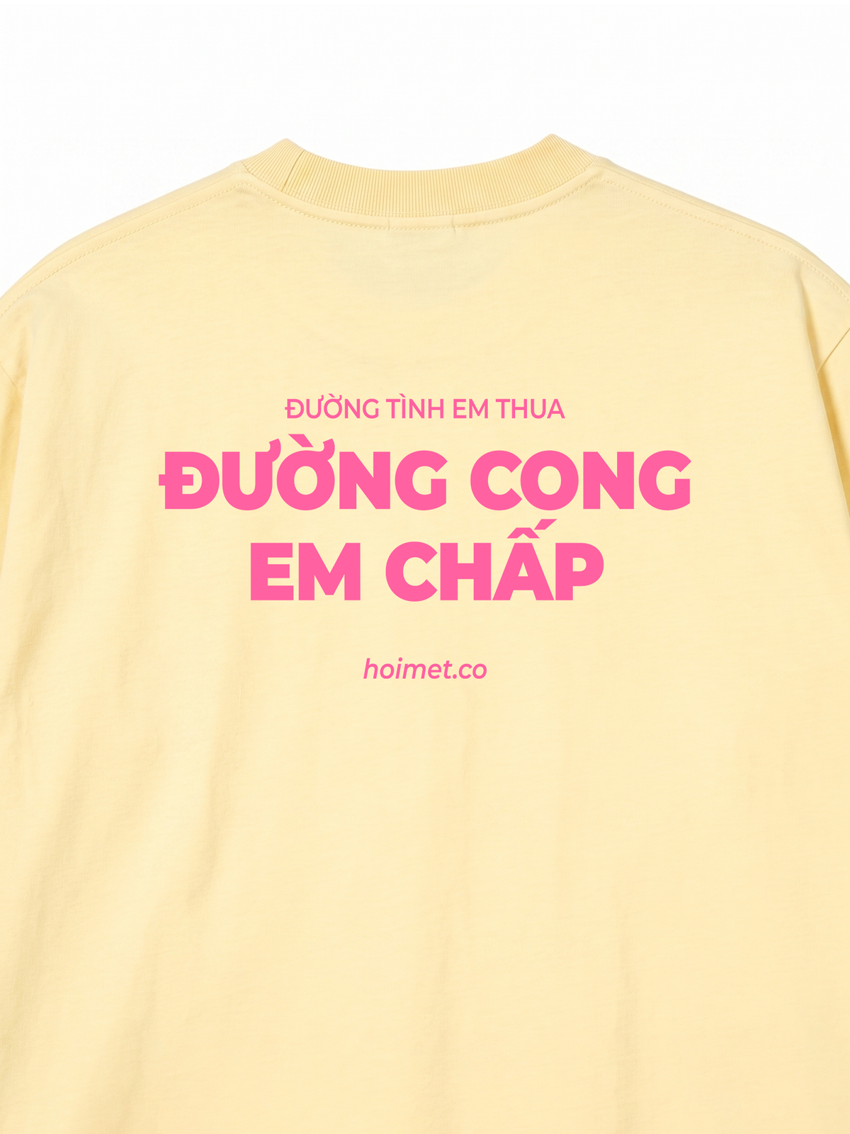 Áo Thun Relaxed Fit Đường Cong Em Chấp
