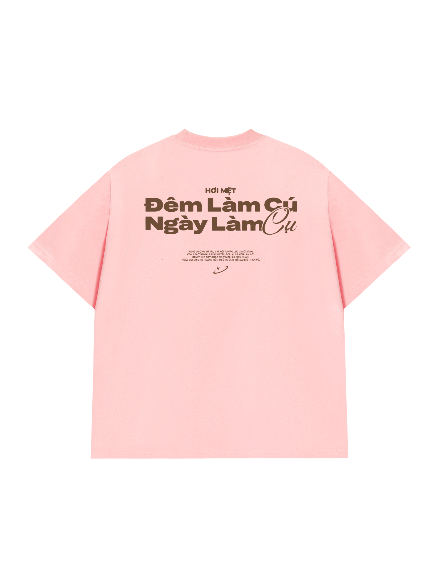 Áo Thun Relaxed Fit Đêm Làm Cú Ngày Làm Cụ