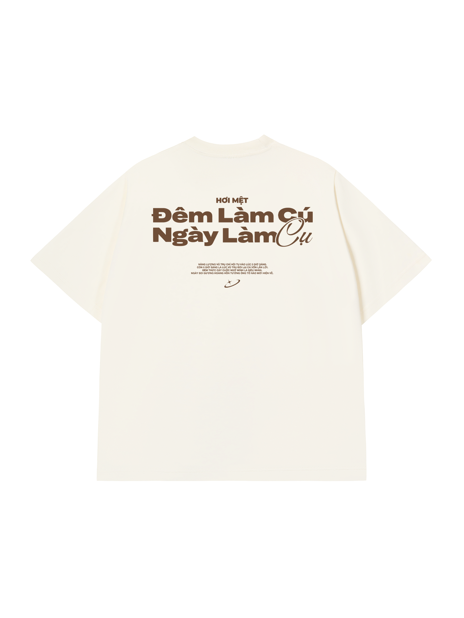 Áo Thun Relaxed Fit Đêm Làm Cú Ngày Làm Cụ