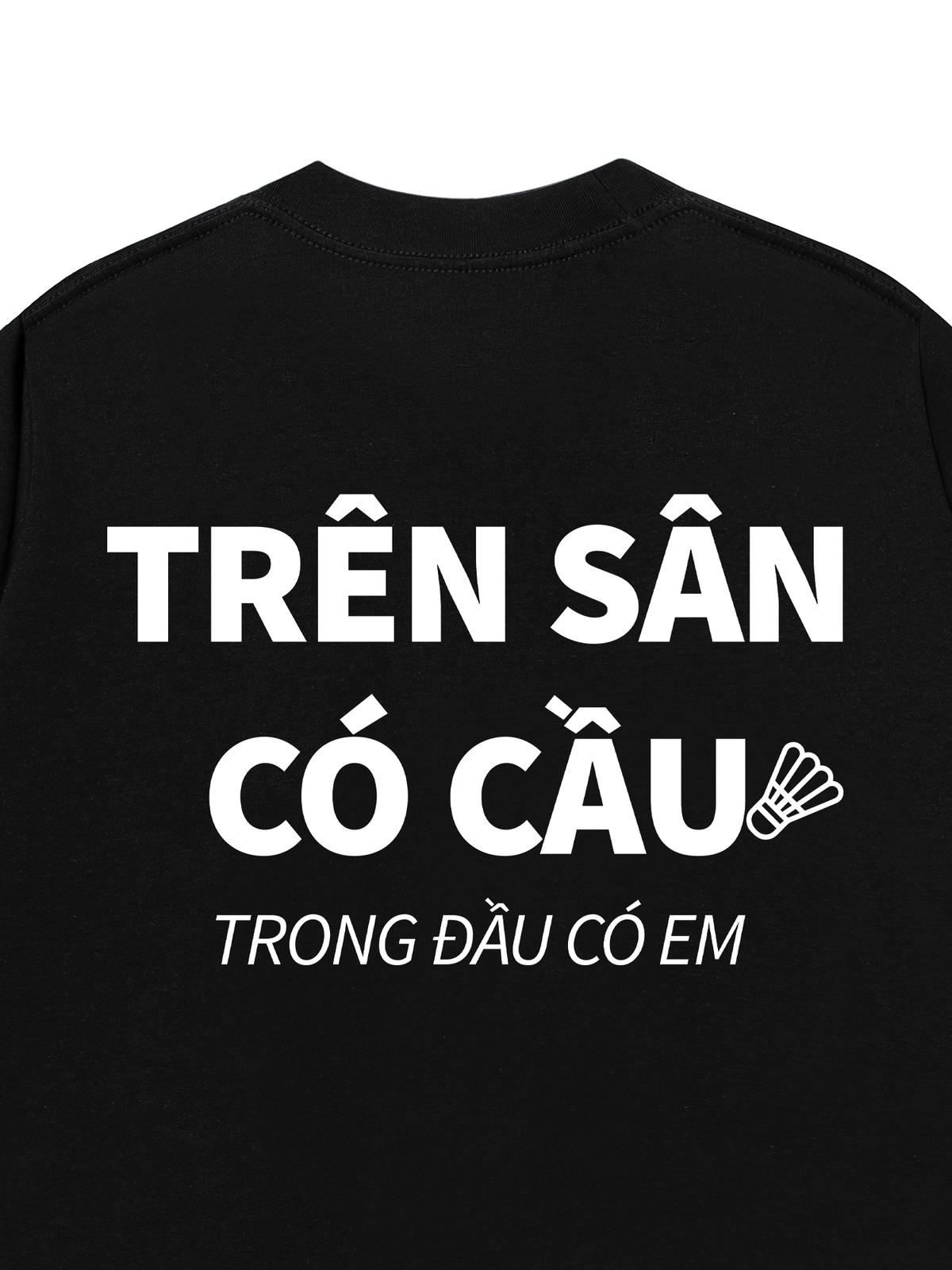 Áo Thun Relaxed Fit Trên Sân Có Cầu