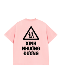 Áo Thun Relaxed Fit Xinh Nhường Đường