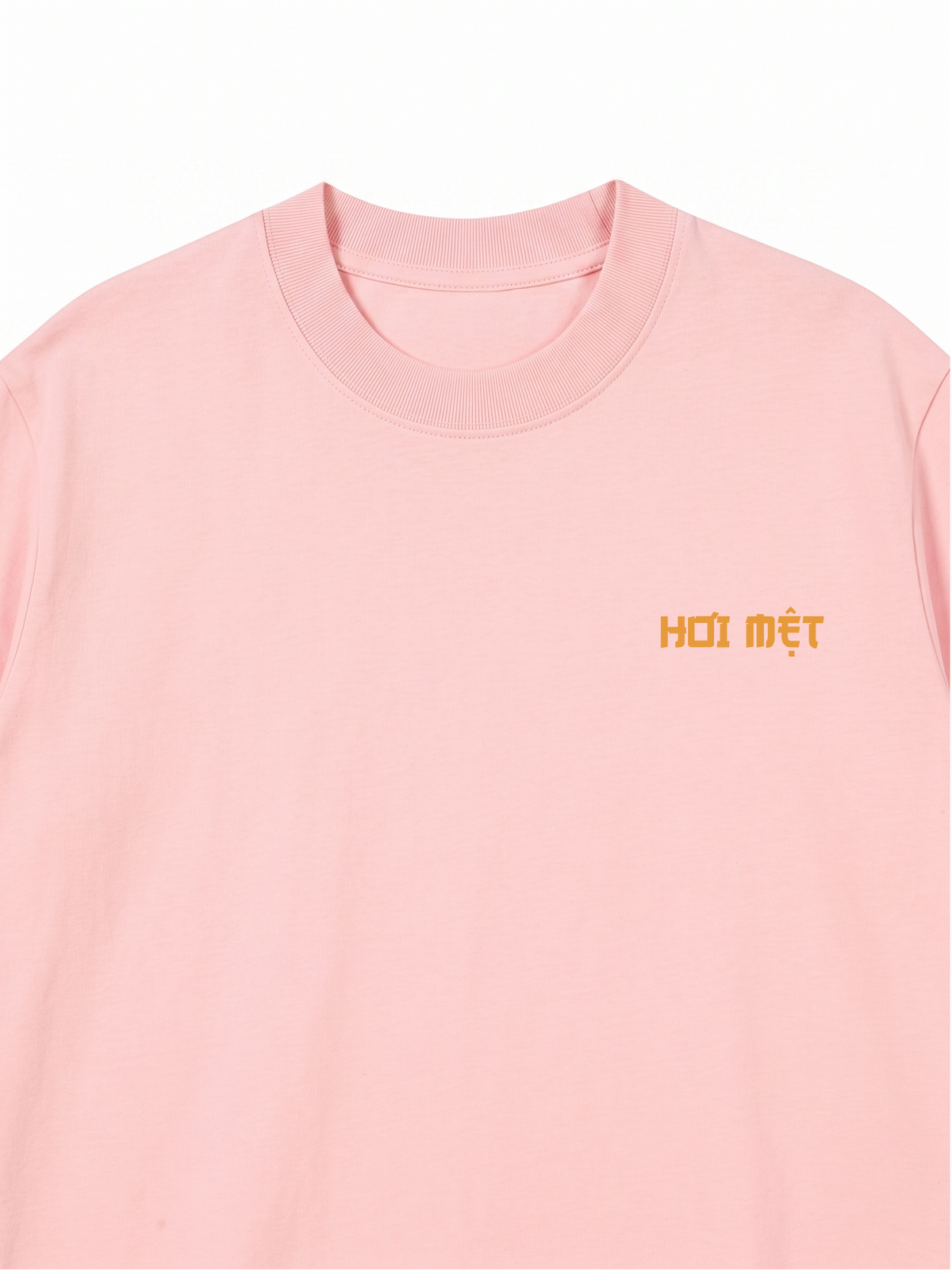 Áo Thun Relaxed Fit Không Được Đấm Khách