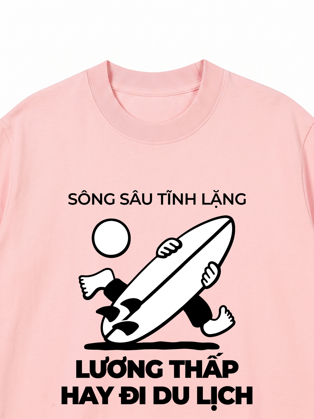 Áo Thun Relaxed Fit Lương Thấp Hay Đi Du Lịch