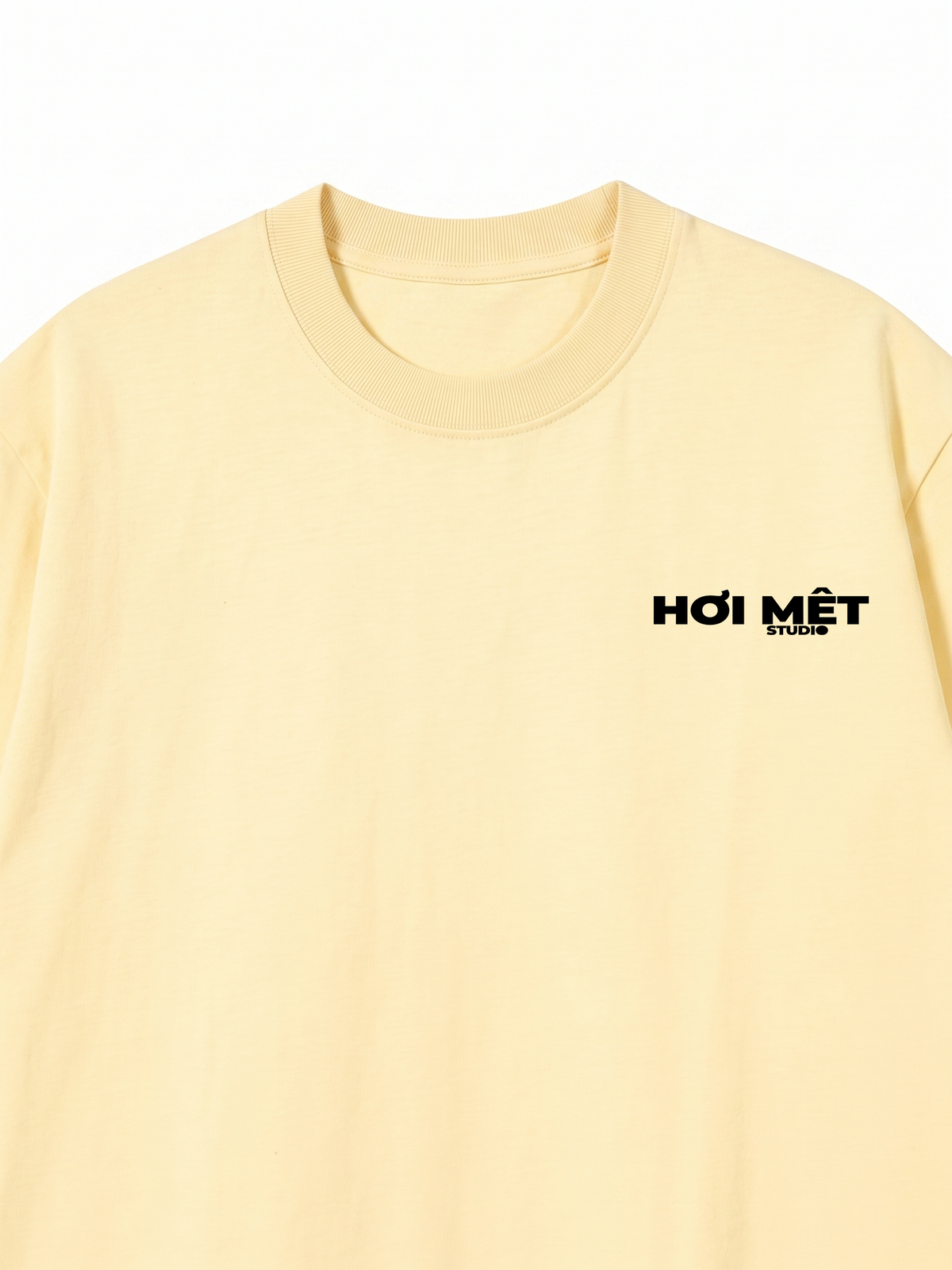 Áo Thun Relaxed Fit Một Mét Năm