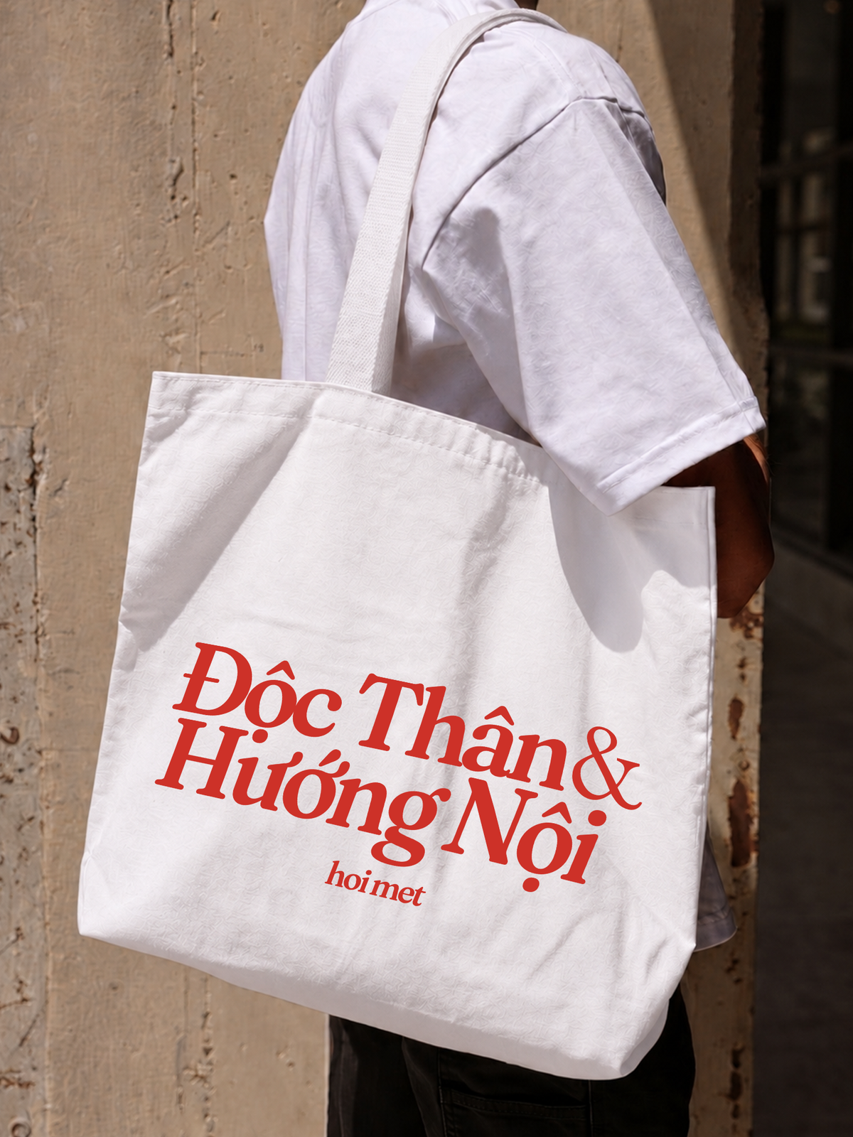 Túi Tote Độc Thân & Hướng Nội