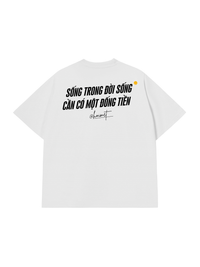 Áo Thun Relaxed Fit Sống Trong Đời Sống
