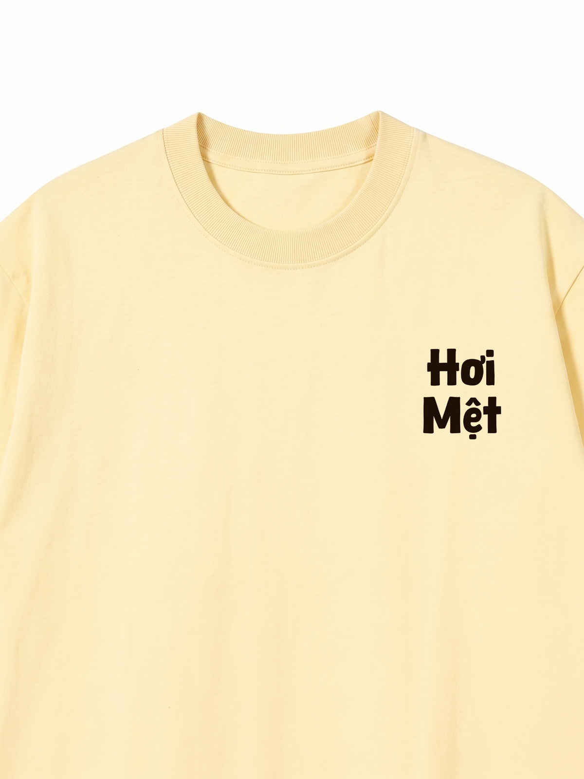 Áo Thun Relaxed Fit Thiếu Nữ Đau Cổ Vai Gáy