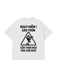 Áo Thun Relaxed Fit Nguy Hiểm Sàn Trơn