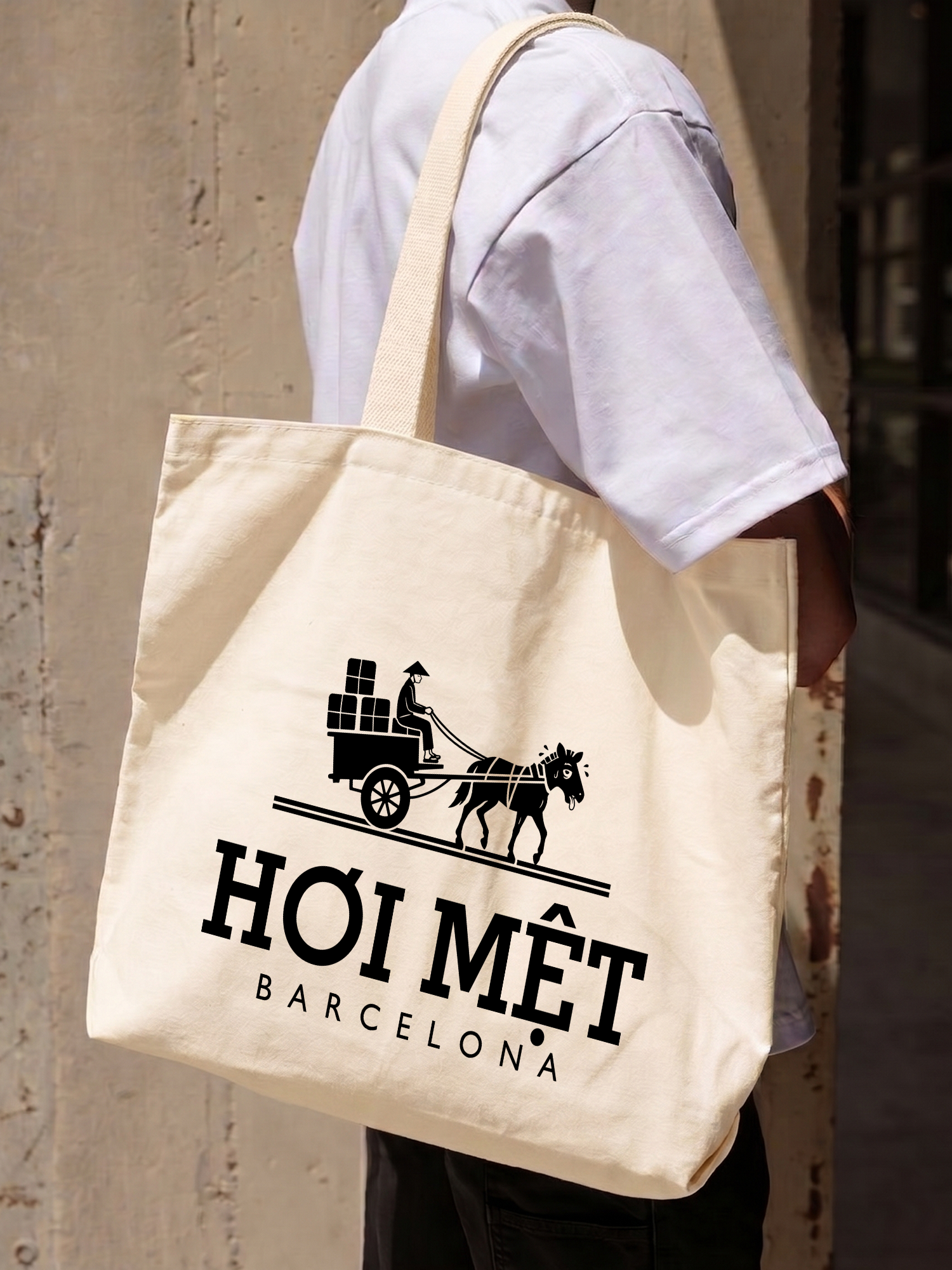 Túi Tote Hơi Mệt Barcelona
