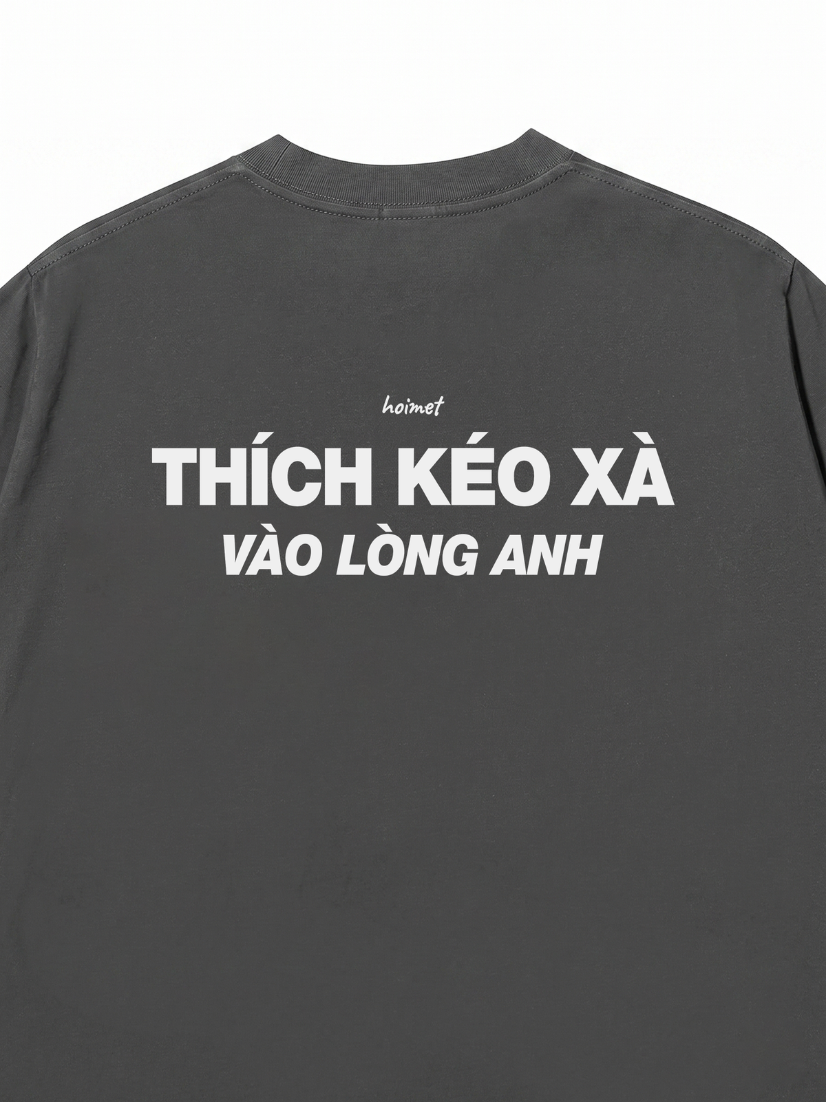 Áo Thun Relaxed Fit Xà Vào Lòng Anh