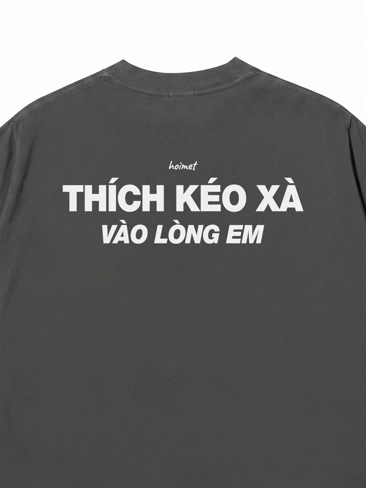 Áo Thun Relaxed Fit Xà Vào Lòng Em