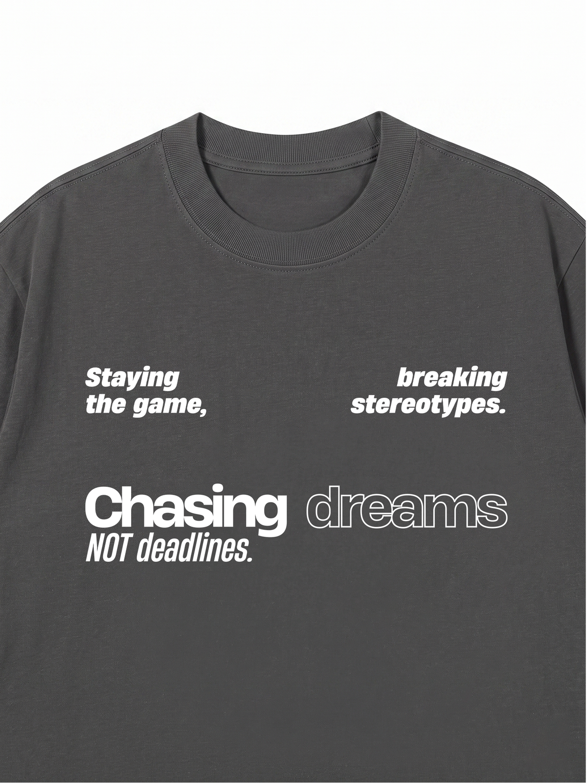 Áo Thun Relaxed Fit Chasing Dream