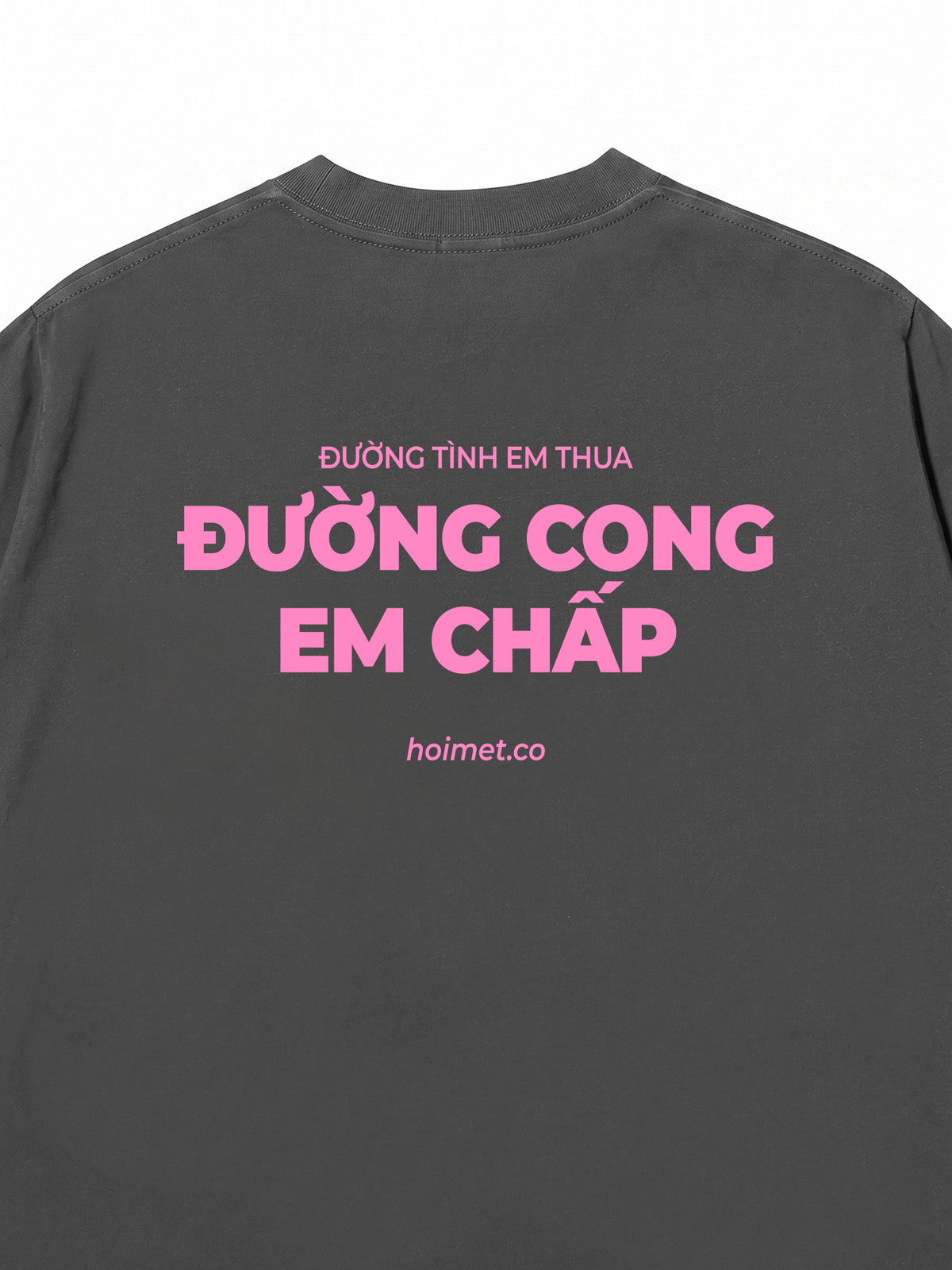 Áo Thun Relaxed Fit Đường Cong Em Chấp