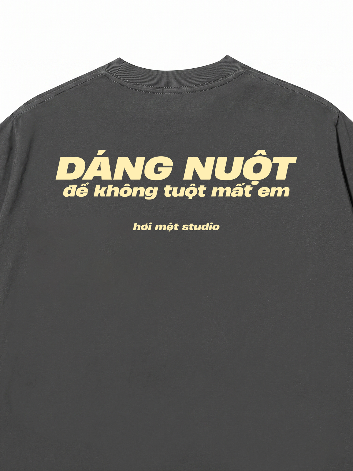 Áo Thun Relaxed Fit Dáng Nuột Không Tuột Mất Em