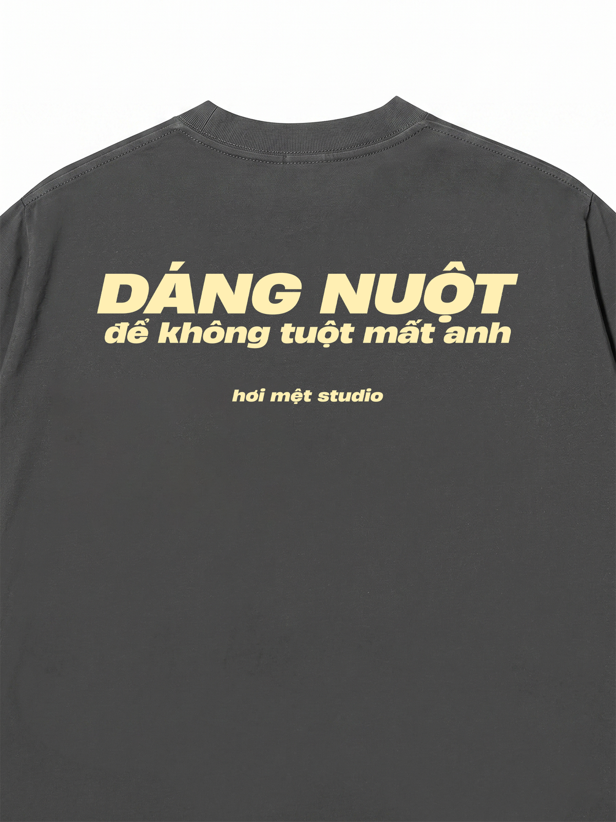 Áo Thun Relaxed Fit Dáng Nuột Không Tuột Mất Anh