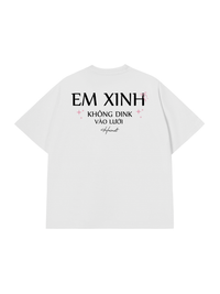 Áo Thun Relaxed Fit Không Dink Vào Lưới