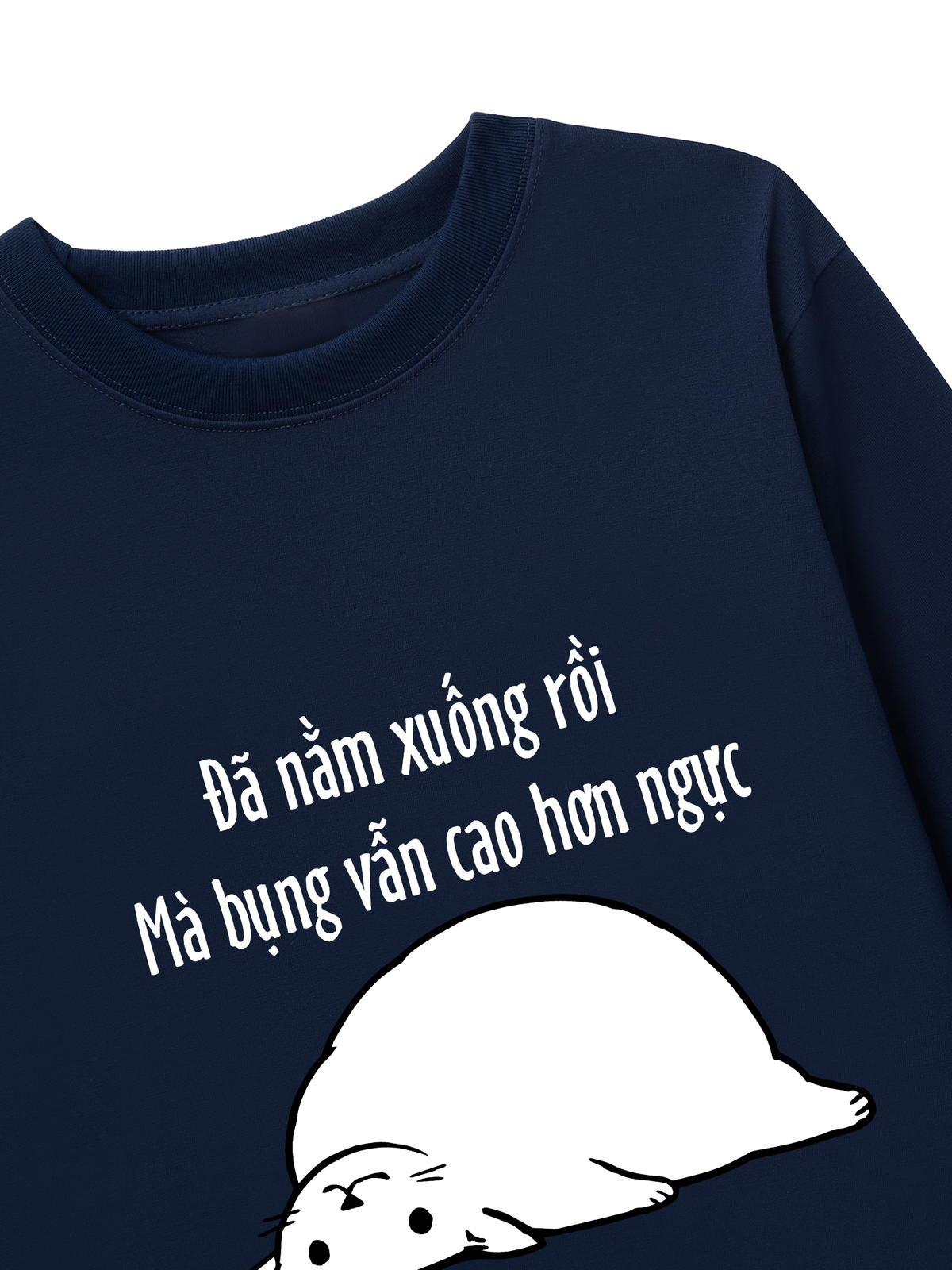 Áo Dài Tay Đã Nằm Xuống Rồi Mà Bụng Vẫn Cao Hơn Ngực