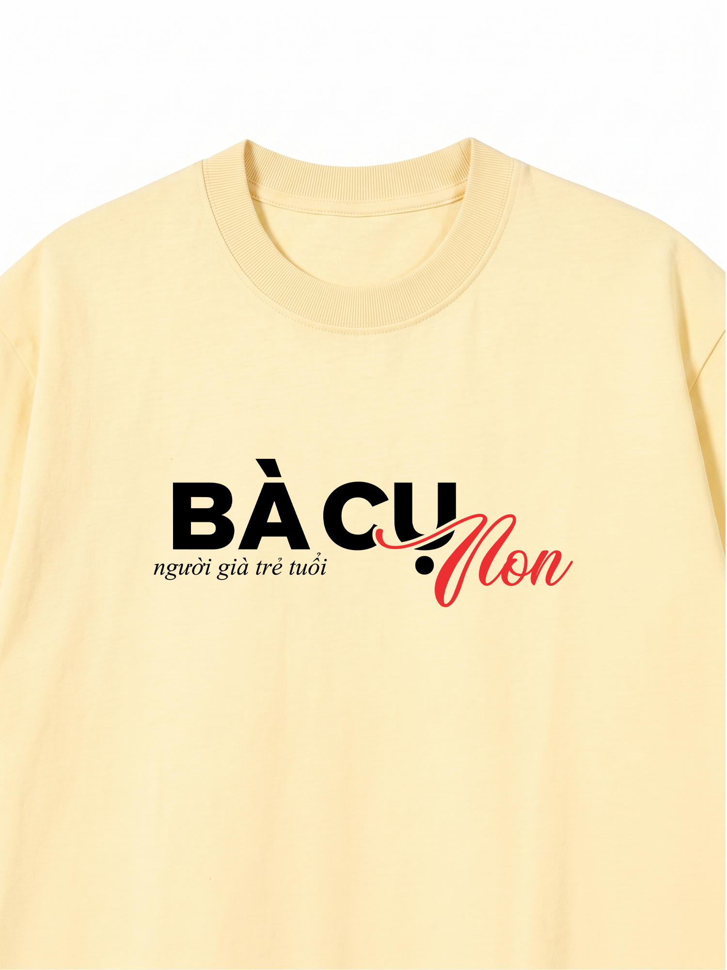 Áo Thun Relaxed Fit Bà Cụ Non