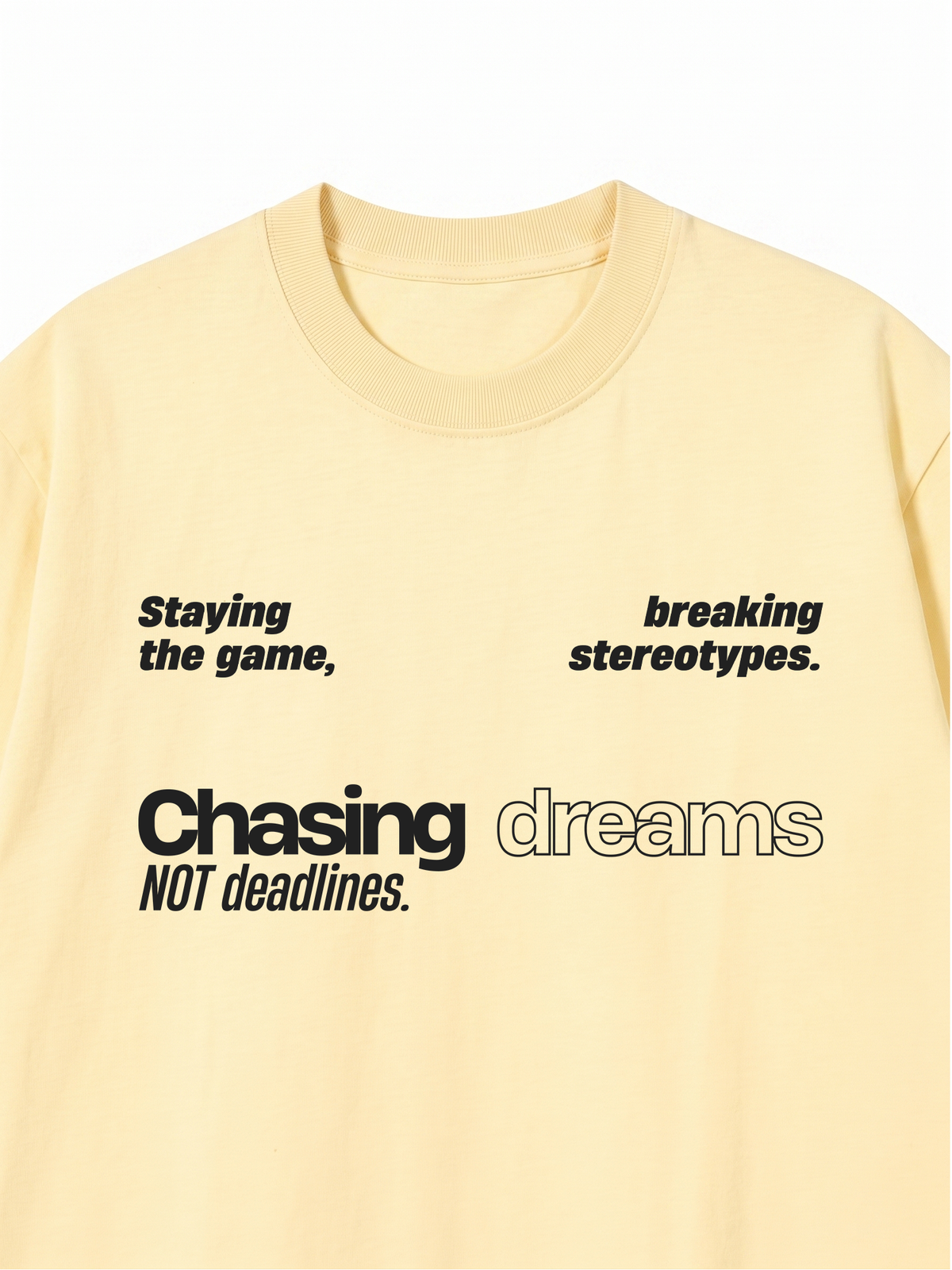 Áo Thun Relaxed Fit Chasing Dream